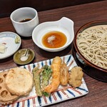 Sake To Sakanato Te Uchi Soba Hayashi - お昼の蕎麦と天婦羅のセット