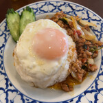 タイ料理アイヤラー - 