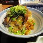 まるや本店 - 最後の4杯目は、薬味を乗せて。
      
      
      