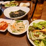 焼肉・韓国料理 KollaBo - ランチに付くサラダ・キムチ・ナムル？