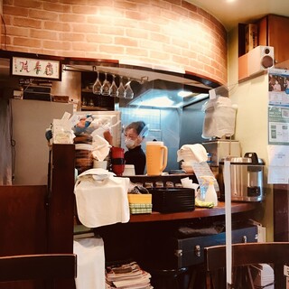 本格水餃子専門 瓦奉店 - 店内