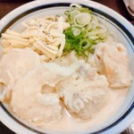 饂飩頑陣 本店 - 馬車道クリームうどん!!