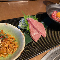 蕃 YORONIKU - 