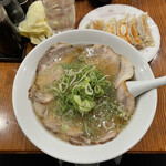 麺味 - チャーシューメン 900円