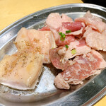 Oosaka Yakiniku Horumon Futago - 