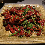 茶禅華 - 四川鶏翅（手羽先の唐辛子炒め）