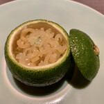 茶禅華 - 青柚海蜇（青柚子風味のくらげ冷菜）