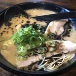 あすの澪 - 黒とんこつラーメン・チャーシュー増し♪