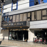 東京ビジネスホテル - 外観。