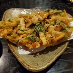 串坊 - かき揚げ(これも串坊名物のひとつ・写真よりかなり大きいです)