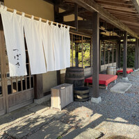洋食 つばき - 建屋