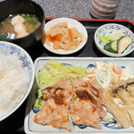 京栄 - 豚肉生姜焼き定食