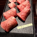 YAKINIKU FIFTY-FIVE TOKYO - 厚切り上タン 2人前 4,840円