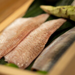 鮨 ともあき - 新鮮ネタ