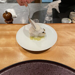 馳走 啐啄一十  - 鰆に昆布出汁魚介泡乗せ中