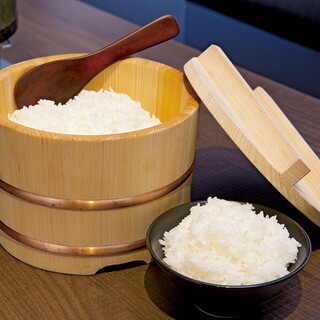 【羽釜炊】 提供煮出的最好的米饭!