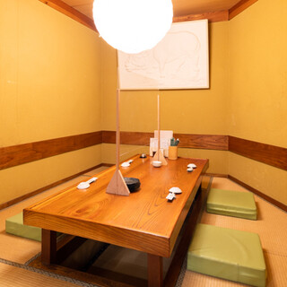 Please relax in our calm Japanese-style interior.