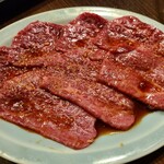 炭火焼肉ホルモン うらら - 