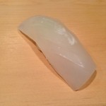 すし 豊倉 - 墨烏賊はコリコリでぇす
      (￣▽￣)