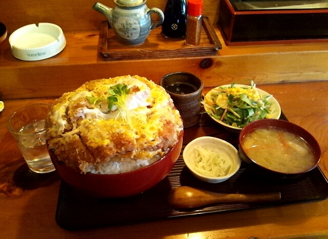 栃木県高根沢町 美食倶楽部 おおはし 重さ2kg ロースカツ丼 メガ盛り にチャレンジ V By ジャックと豆の木の Jack おおはし 下野花岡 定食 食堂 食べログ