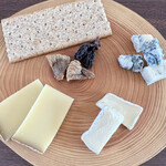 チーズ専門店ポルタム - おまかせ3種