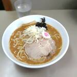 Ango - 海老味噌ラーメン900円