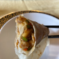 華正樓 鎌倉店 - 鶏肉とカシューナッツのクレープ巻き