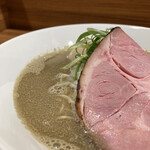 中華そば 西川 - 上煮干しそば　　　850円
      味玉　　　　　　　120円