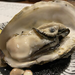 じき - 厚岸　牡蠣まるえもん　蒸