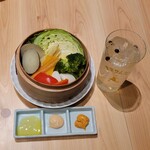 Shokudou Samushin - 蒸篭で蒸し野菜～３種のお味で～とお山椒のサワー