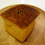 ブーランジェリー 14区 - クリームチーズとこしあんのキューブ　１６０円