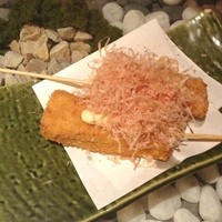 八吉 新宿西口店 - 子持ちコンブの串揚げ
                
                ザクザクサクサク