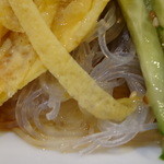 ビストロ茶葉蘭 - 麺は緑豆春雨