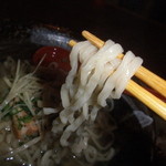 海人 - 沖縄そば（細麺）；麺はこんな感じ