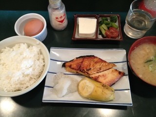 Midori - 焼魚定食（甘鮭）600円