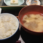 古勢起屋 - きのこたっぷりのお味噌汁も美味しかったなぁ〜