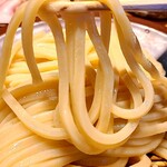 中華蕎麦 とみ田 - 麺リフト