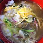 ひょう柄どんぶりの塩ラーメン屋さん一軒目 - 鶏飯