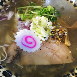 ひょう柄どんぶりの塩ラーメン屋さん一軒目 - しお中華そば