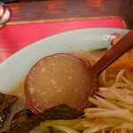 壱発ラーメン - ネギとろラーメン 正油(スープ)