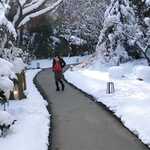 花仙庵 仙仁温泉 岩の湯 - 玄関までのアプローチ