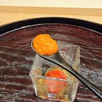 日本料理 研野 - 金時ニンジン塩だけ、下はちんたん（清湯）で煮た金時