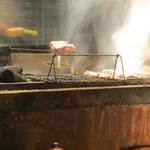 阿佐ヶ谷バードランド - 焼き場です。横には炭が。