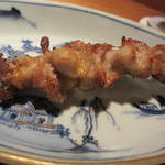 阿佐ヶ谷バードランド - げんこつ。膝のナンコツです。歯ごたえに旨みも。