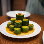 딩타이펑 에스파루 센다이점 - 오이의 달콤하고 매콤한 절임