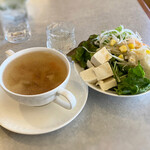 カフェレストラン 楓 - スープとサラダ