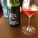 ビストロモンマルトル - ガメイで作ったロゼのスパークリングワイン