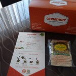 Mirisu - 「サマハンティー 5袋￥500」を、サービスでいただきました！(*ﾟДﾟ*)店長さんありがとうございます♪m(_ _)m
      
      オレンジ色のBOXに入ったシナモンティーは開けてみたら20袋入り。