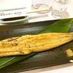 日比野市場鮮魚浜焼きセンター - うなぎの白焼き