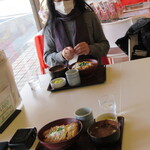 Doruchiekatsutomi - ロースカツ丼とヒレカツ丼